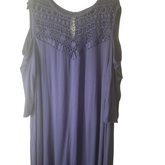 Lane Bryant Top Cold Shoulder Flattering Lace on Chest 3/4 Sleeve Blue Sz 2X - Picture 1 of 9
